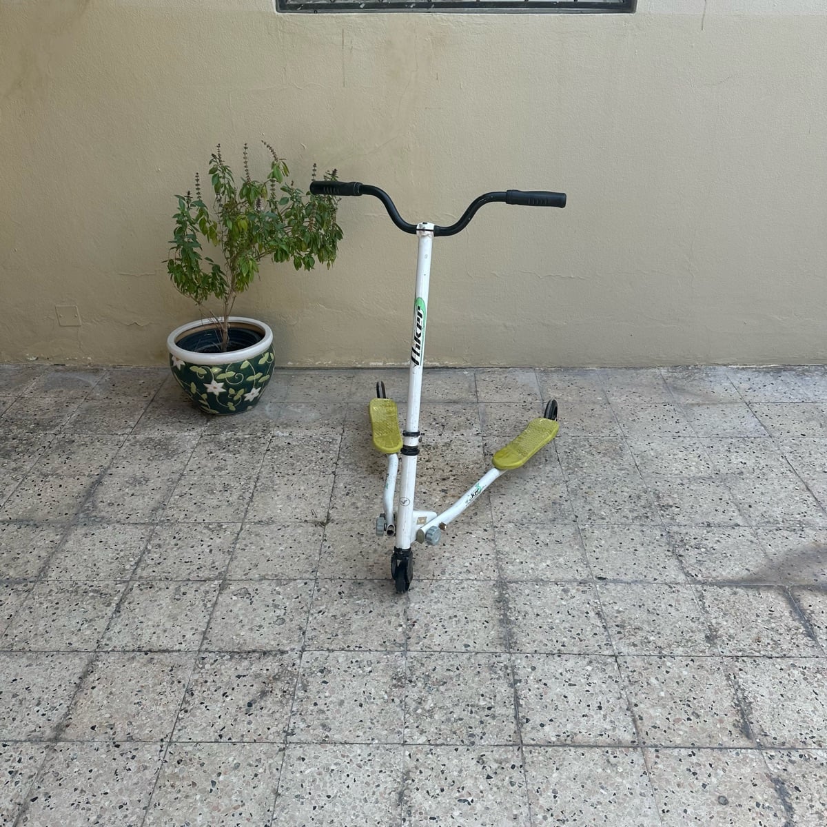 Scooter - Image 1