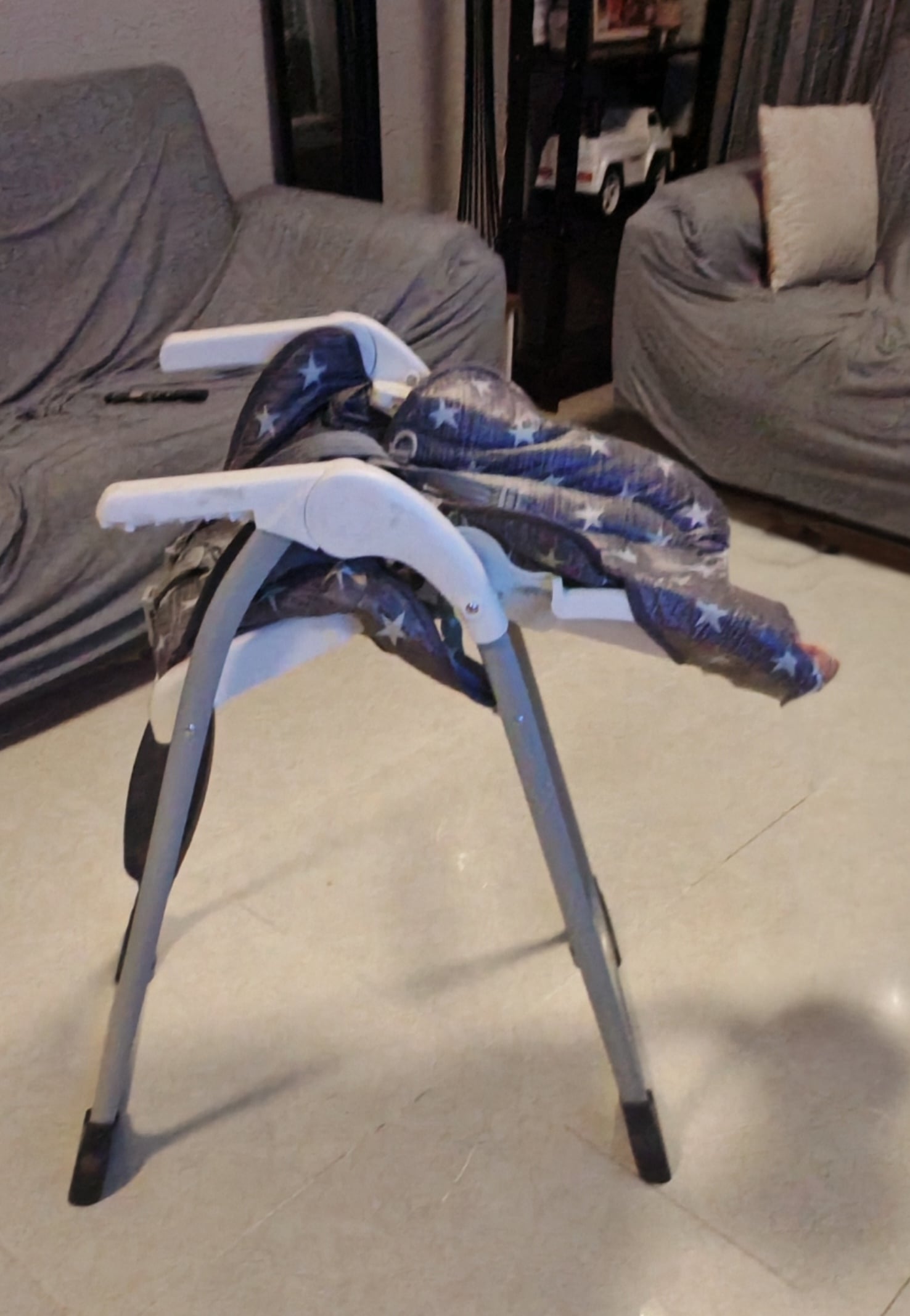 Juniors stroller and feeding high chair - Image 3