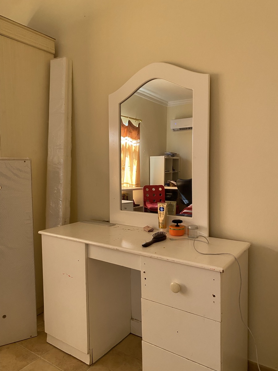 White Dressing Table - Image 2