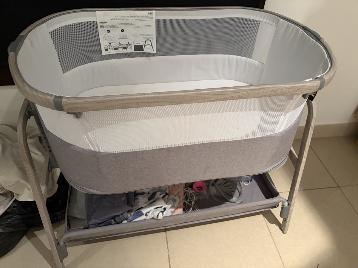Baby bed 0-6months - Image 2