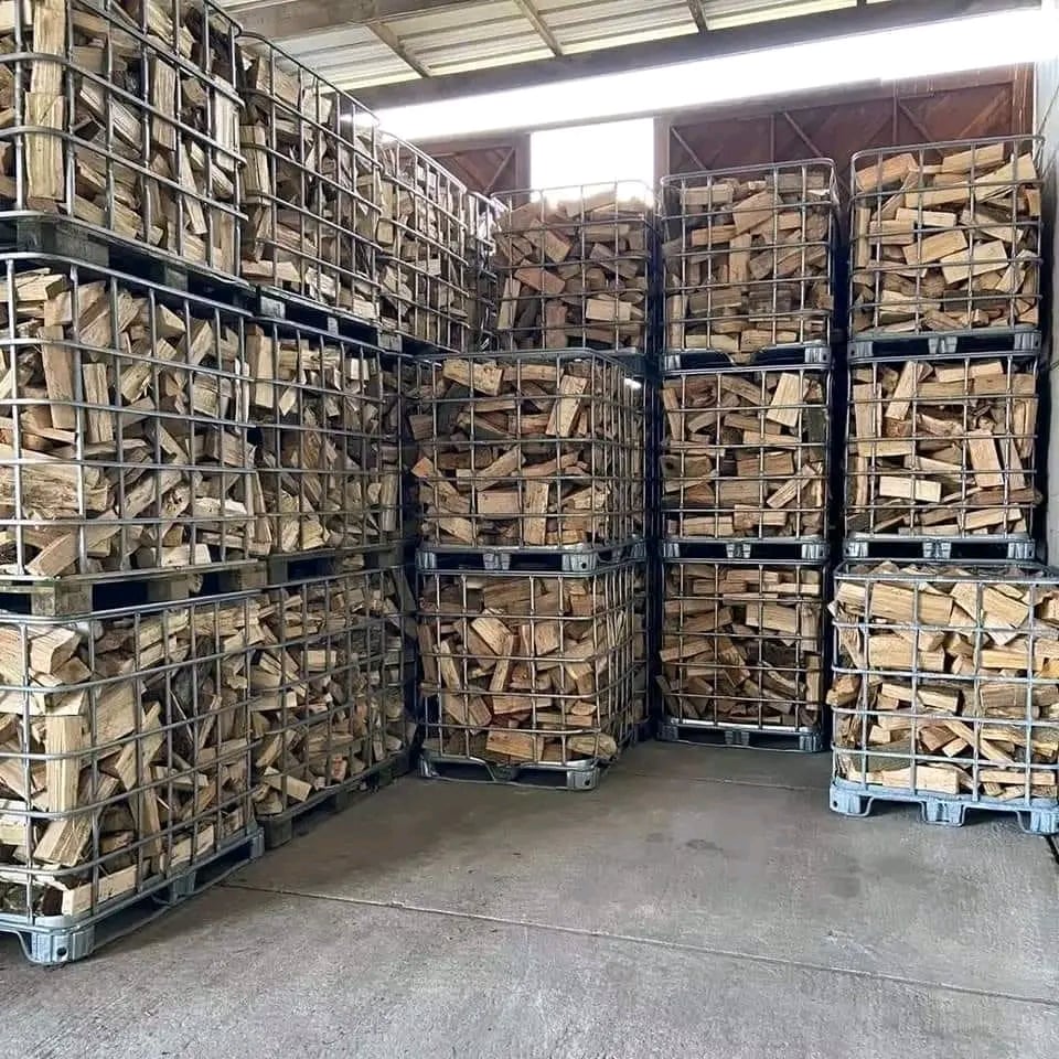 Wood camfire  - Image 2