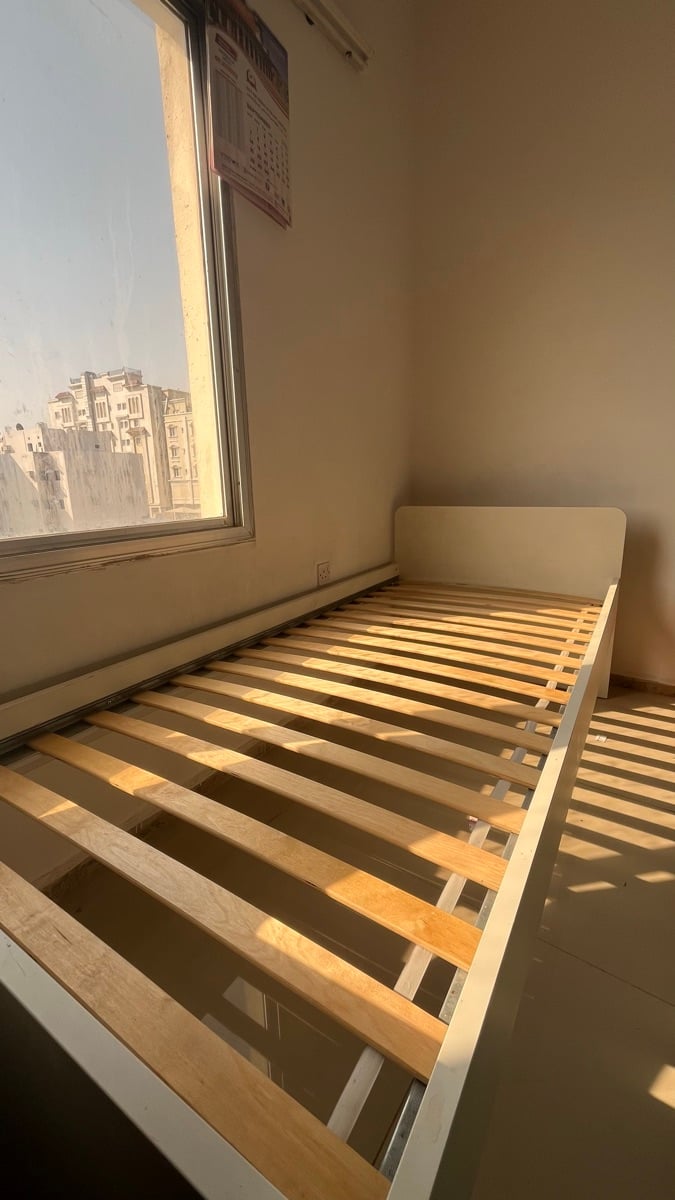 Ikea single bed&martess - Image 4