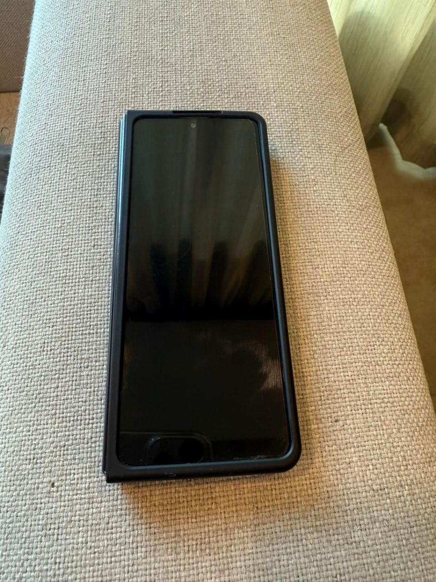 samsung galaxy Z fold 4 - Image 4