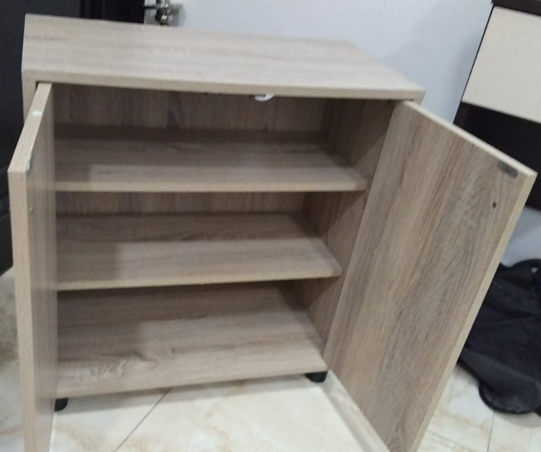 Shoes Cabinet - Image 1