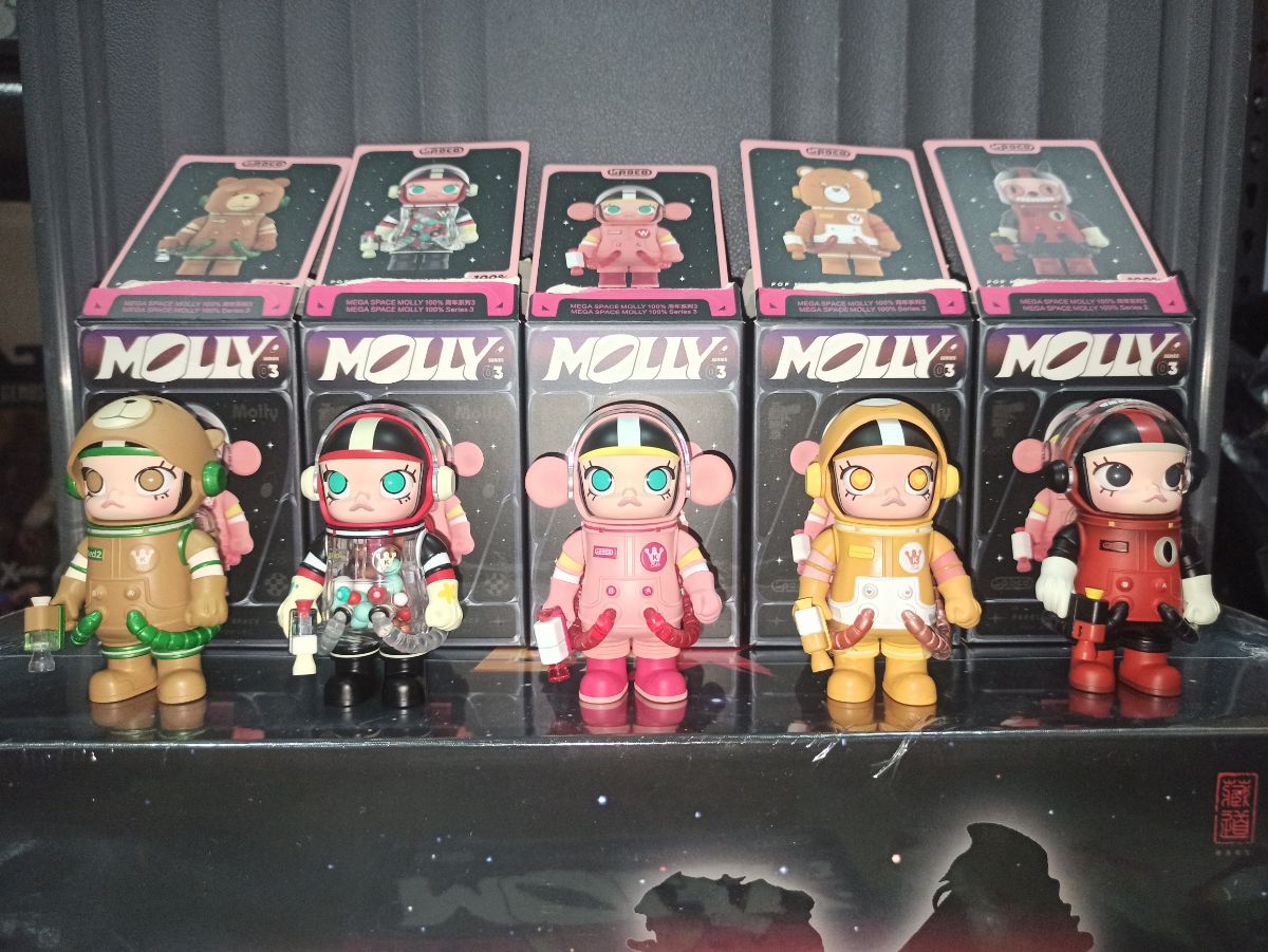 Set of 5 Space Molly Mega 100% (Series 3) - Image 3