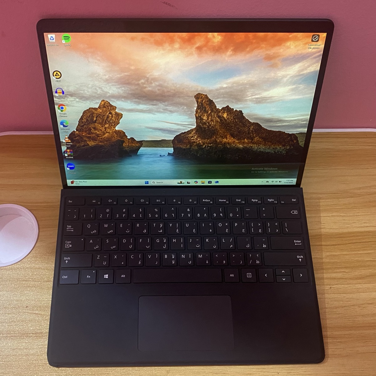 Surface Pro X SQ 1 Processor. With slim Pen. It support E-Sim - Image 10