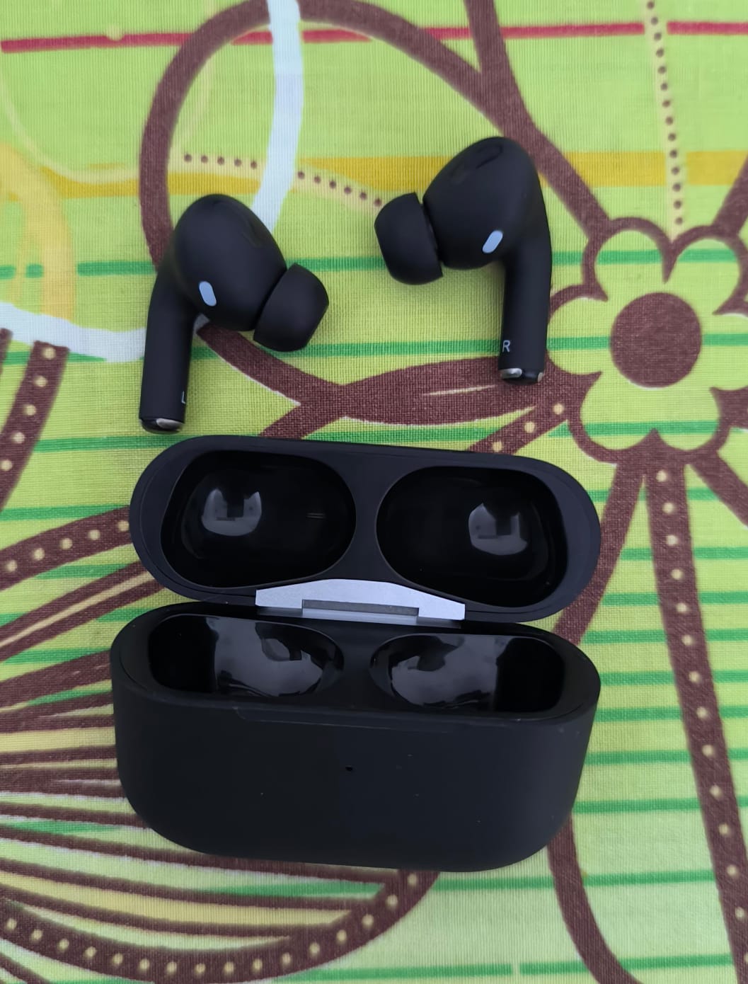 Airpods Pro in Matte black color [High Quality Copy] - Image 2