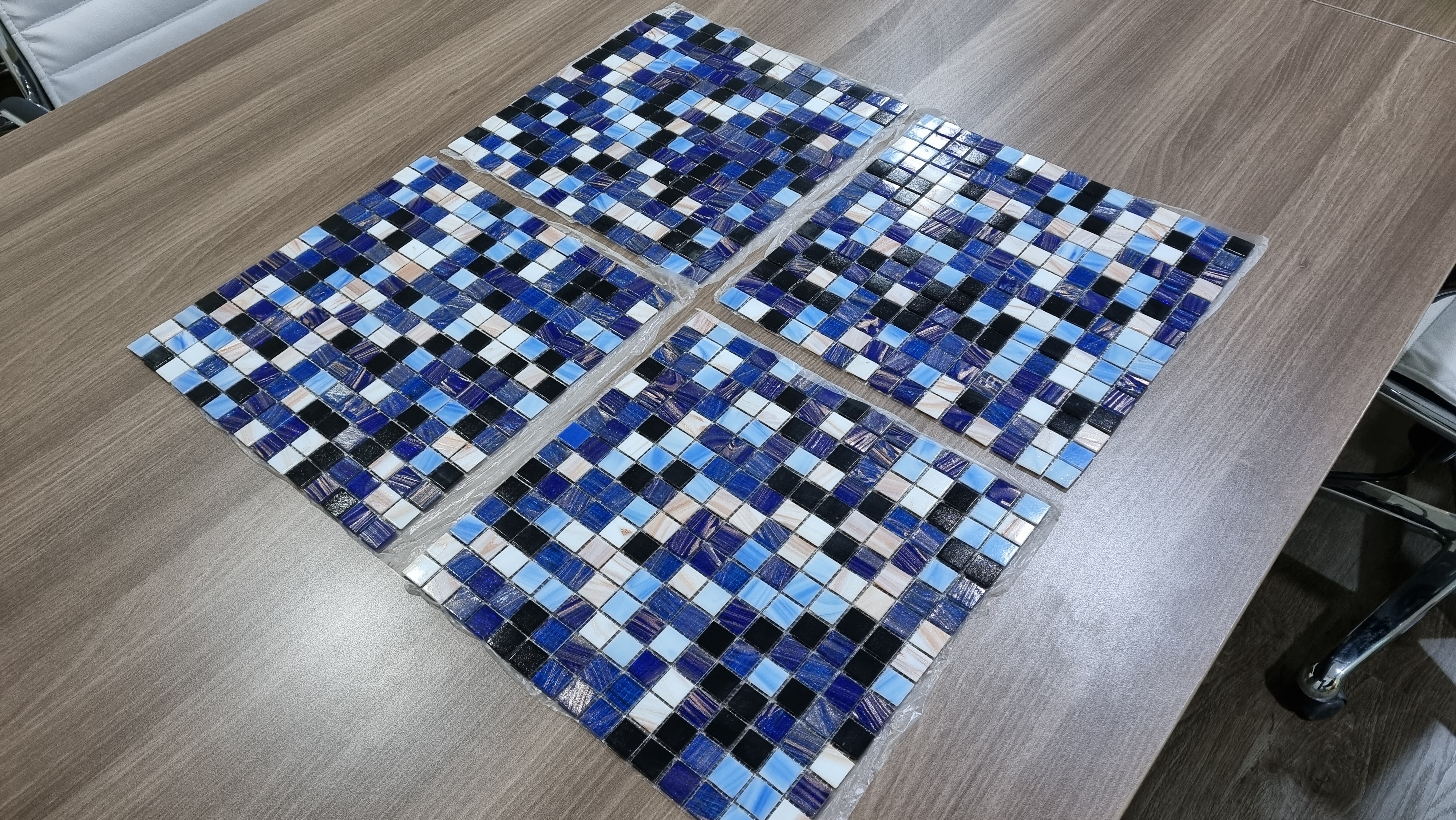 ? Premium Glass Mosaic Tiles – Reduced Price, Clearance Sale! - Image 1