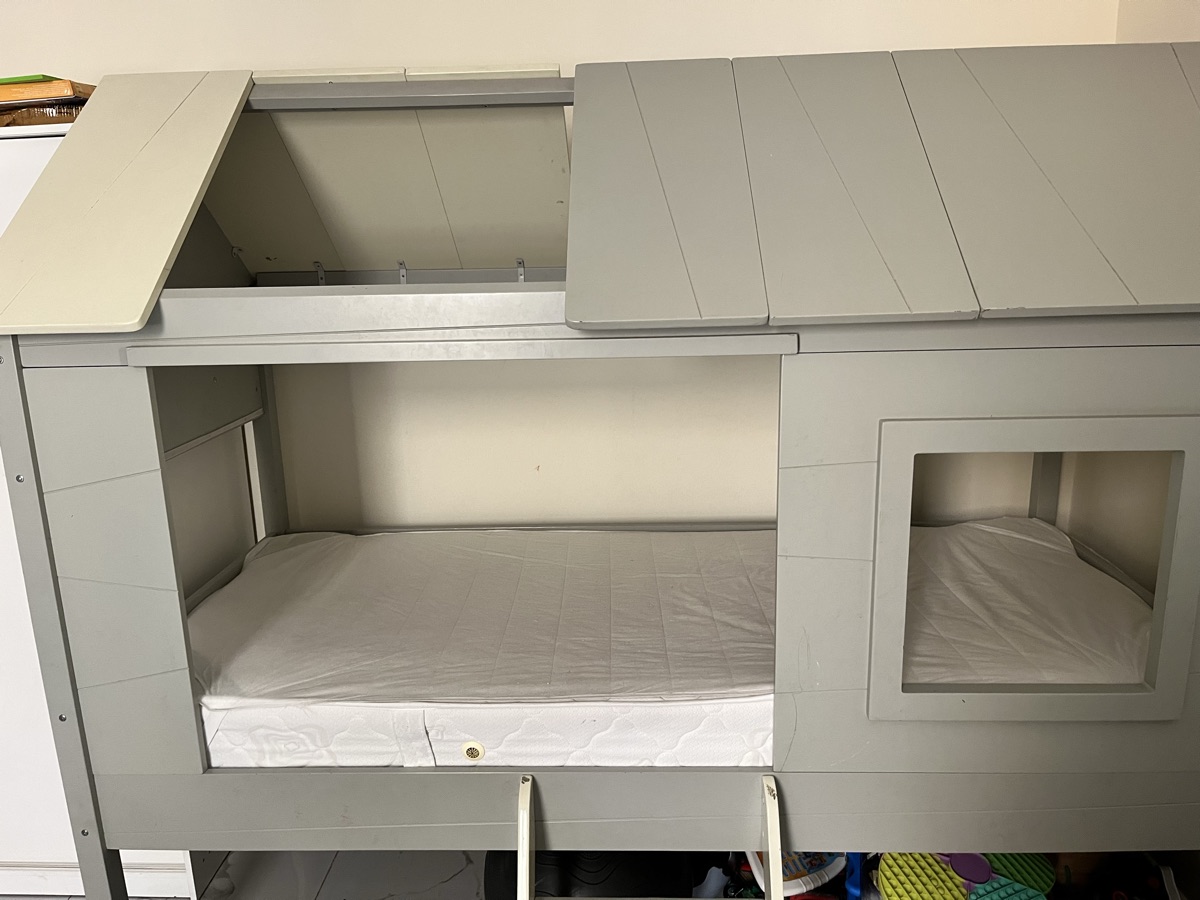 Children’s Tree House Bed – Great Condition - Image 6