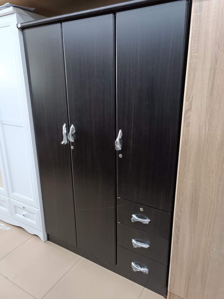 https://wa.me/+97471129495 new bed cabinet for sale - Image 6