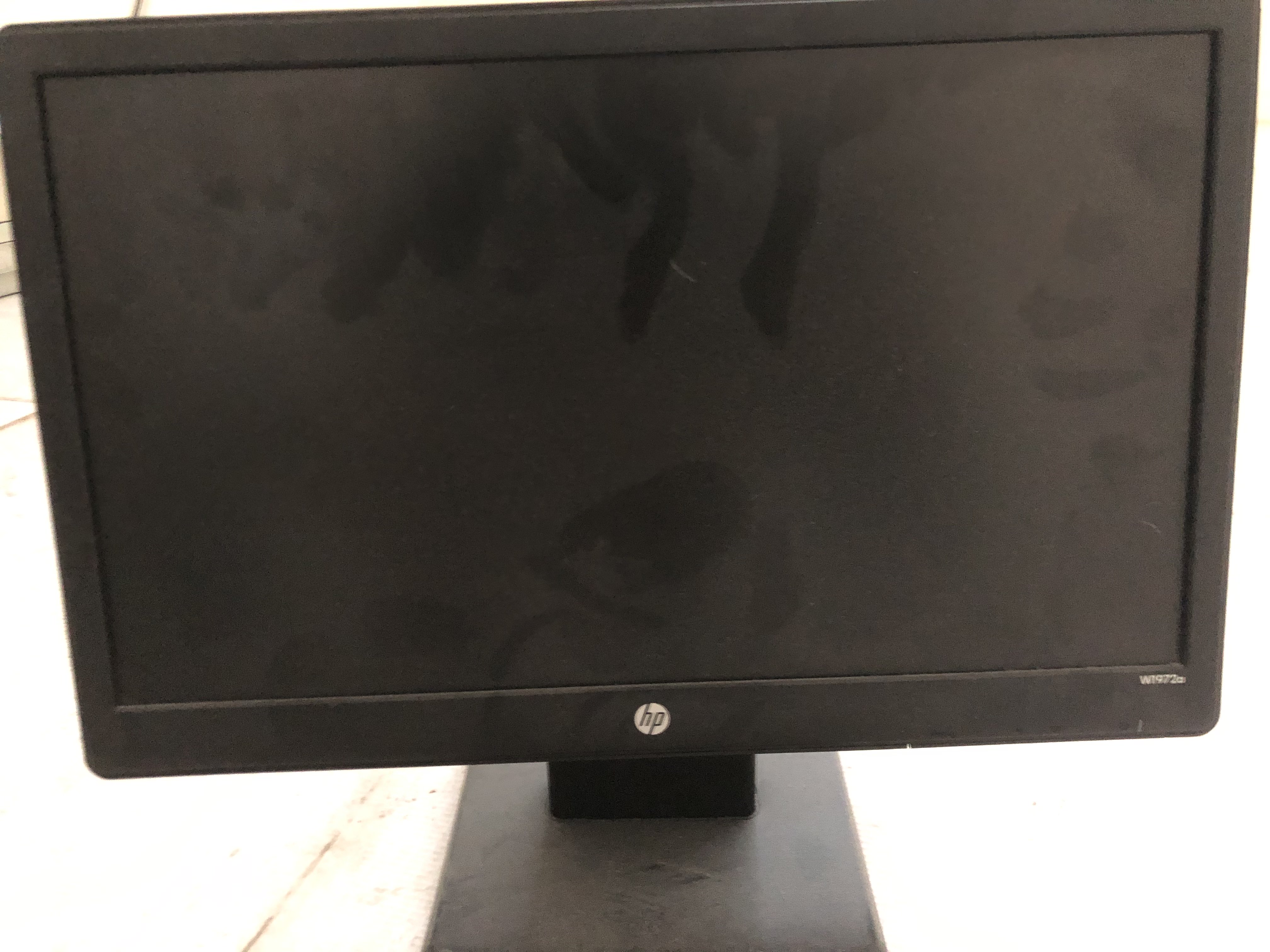 HP W1972A 19 inch monitor - Image 1