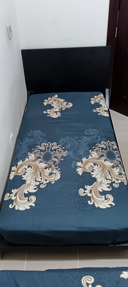 URGENT SALE: 2 single beds and 1 Table. NEED TO SELL BY TOMORROW - Image 2