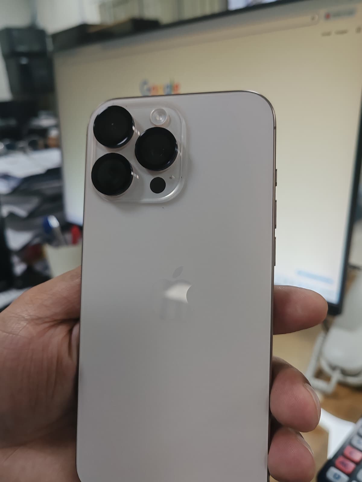 I phone 16 pro max 512 GB  - Image 2