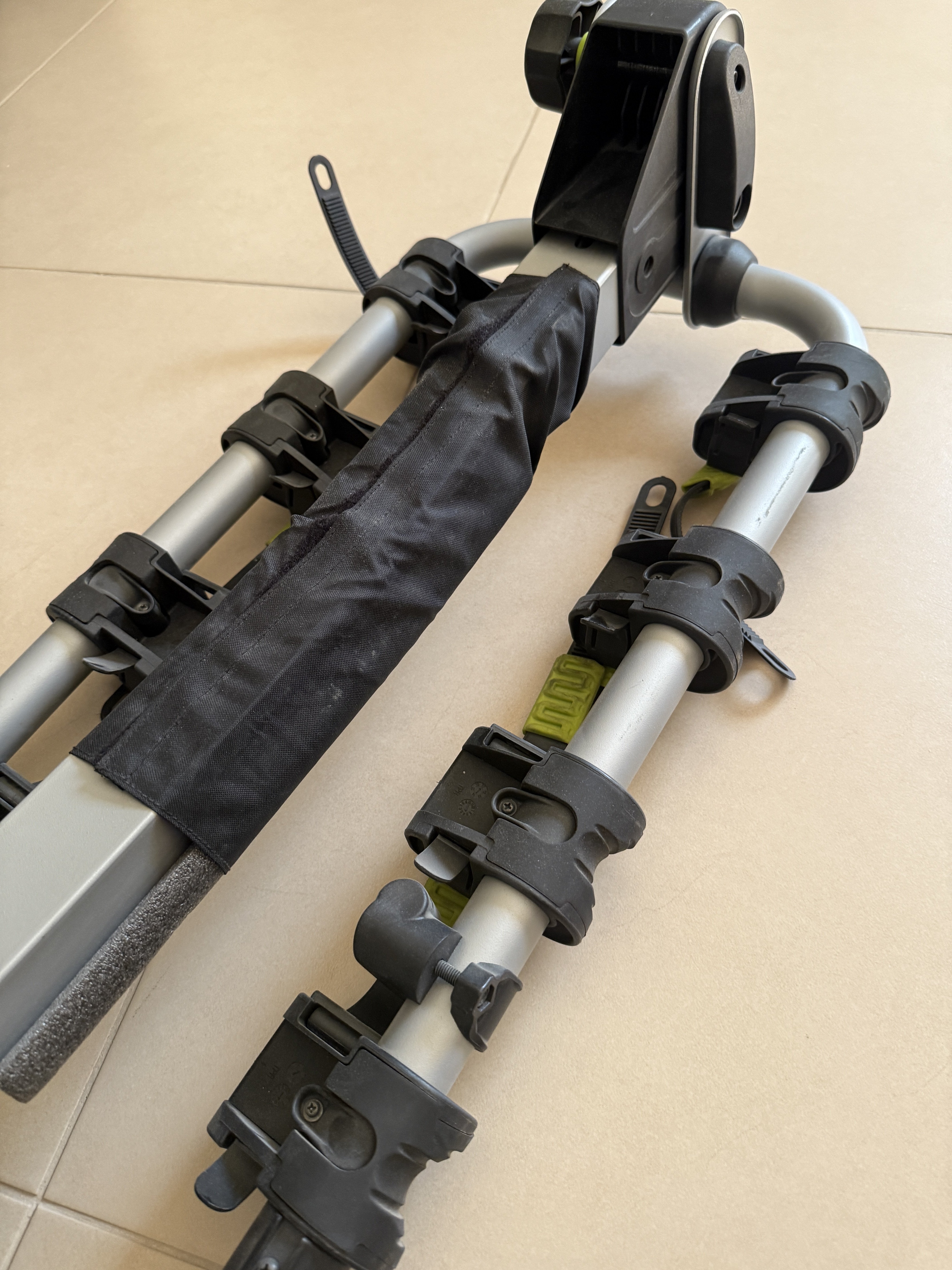 Buzz 4 Bike Car Rack  - Image 2