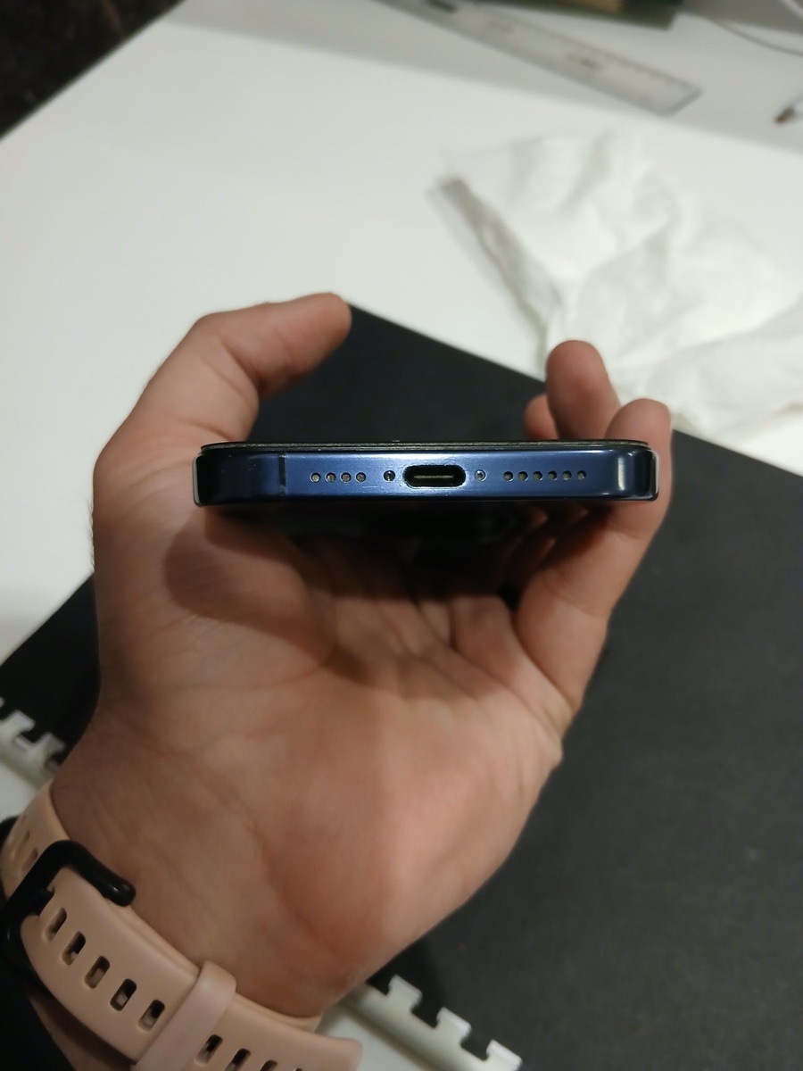 iPhone 15 Pro Max – (display change, smooth 120 Hz) – 256GB – Urgent Sale - Image 4