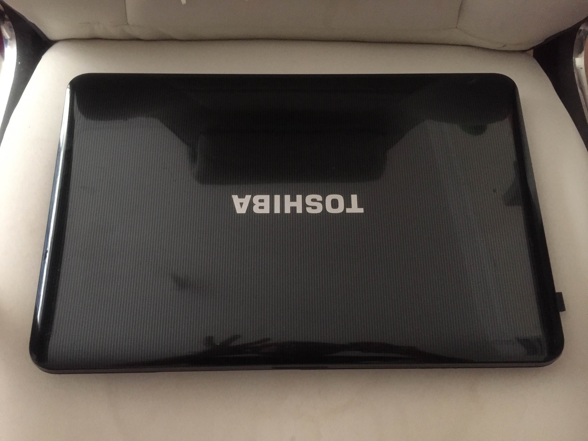 Toshiba laptop لاب توب توشيبا - Image 1