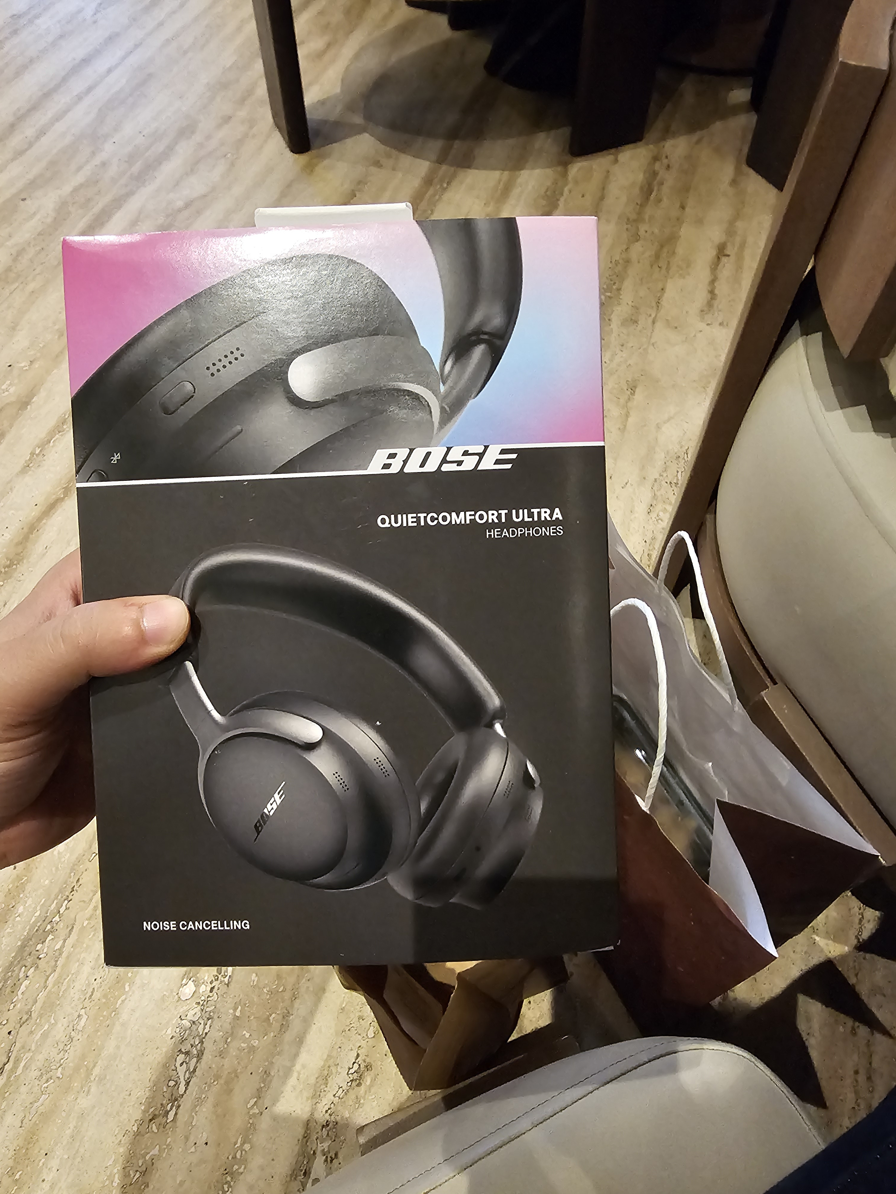 Bose Quietcomfort Ultra (New) - Image 3