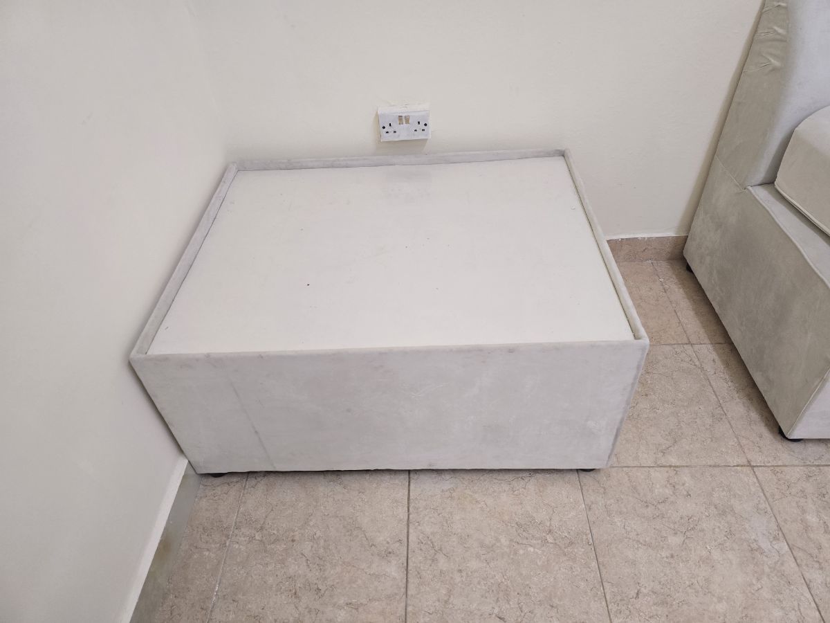 12 seater sofa with table - Image 3