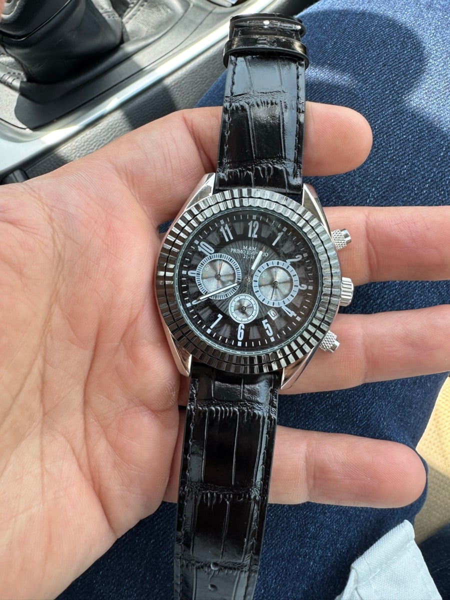 chrono watch - Image 1