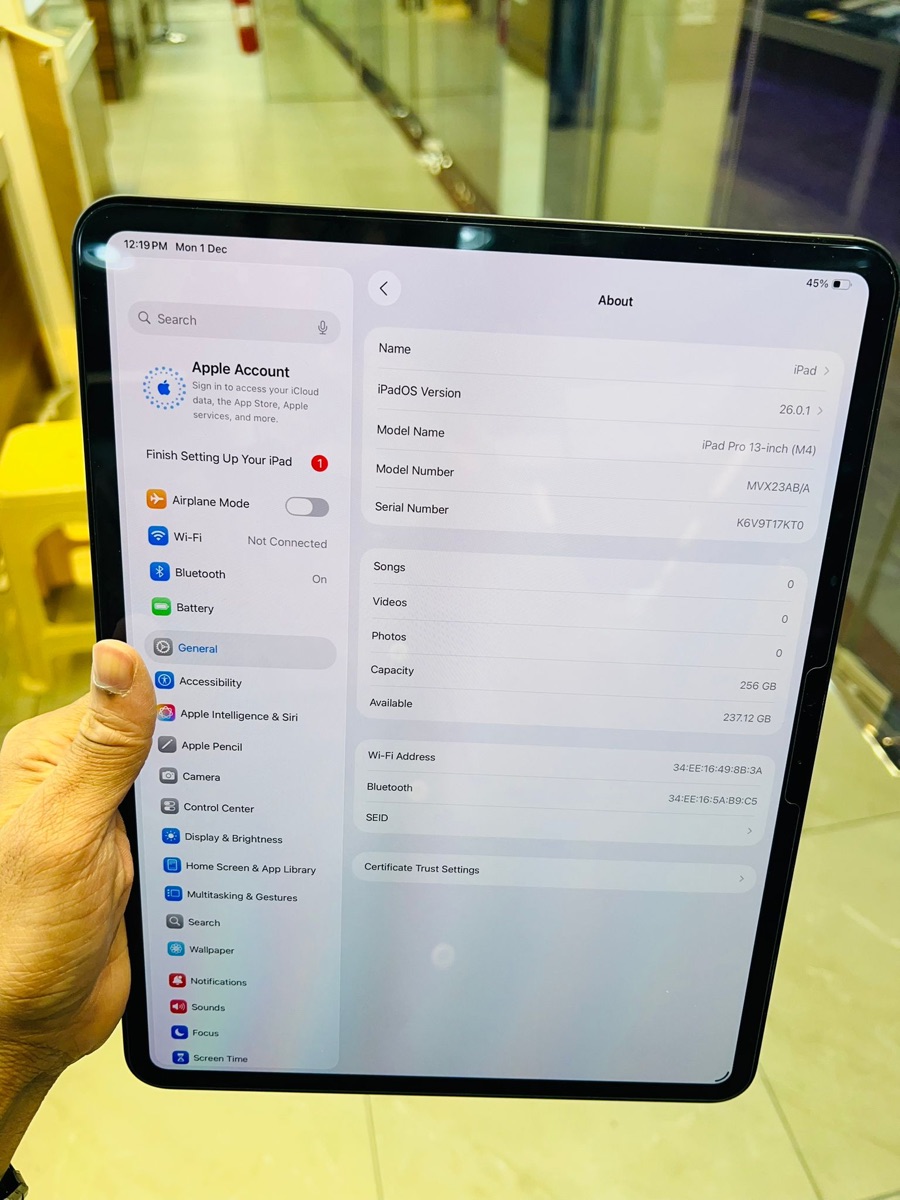 iPad Pro 13inch m4 256gb WiFi - Image 3