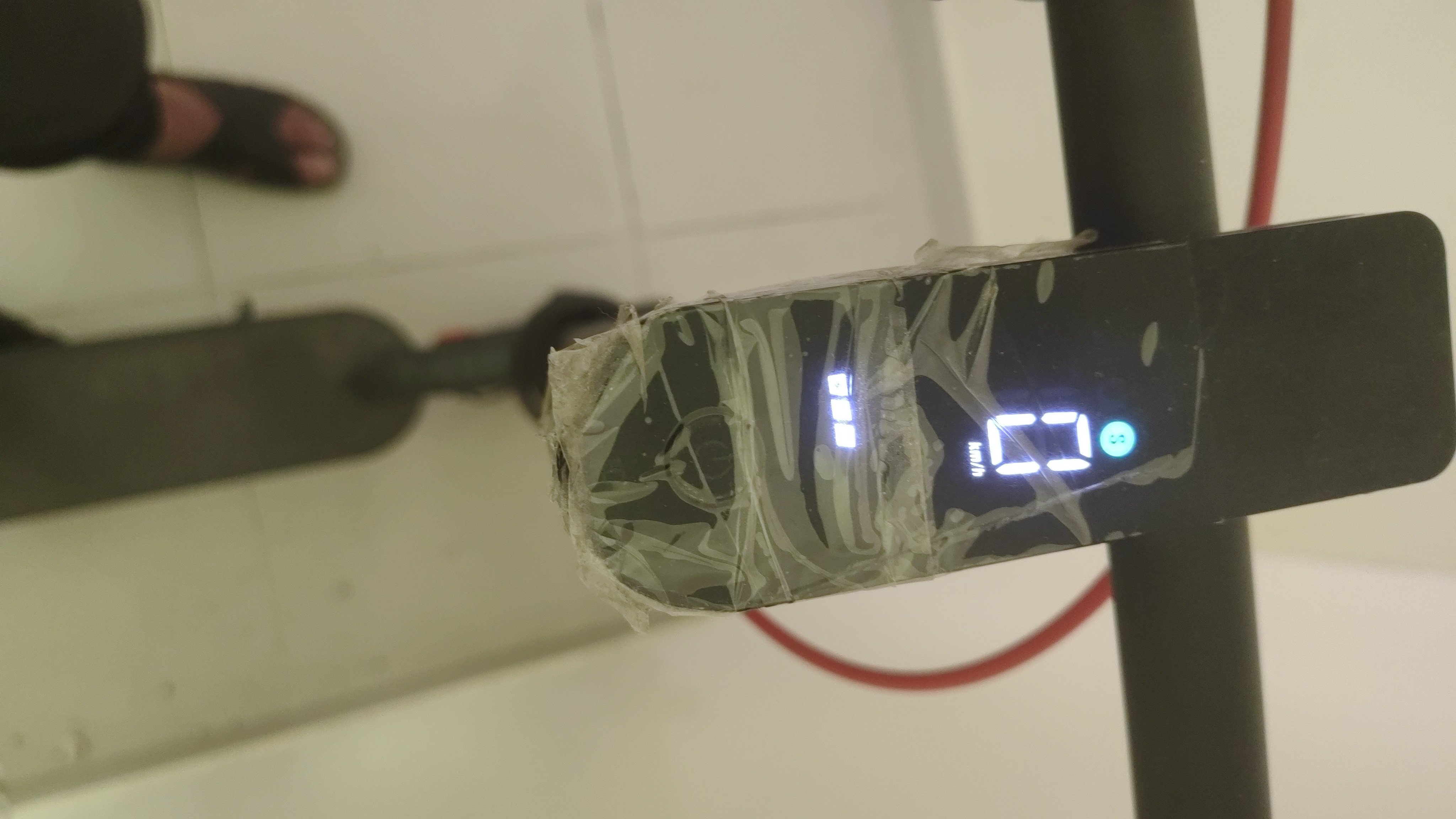 Xiaomi scooter 4  pro 2nd gen - Image 2