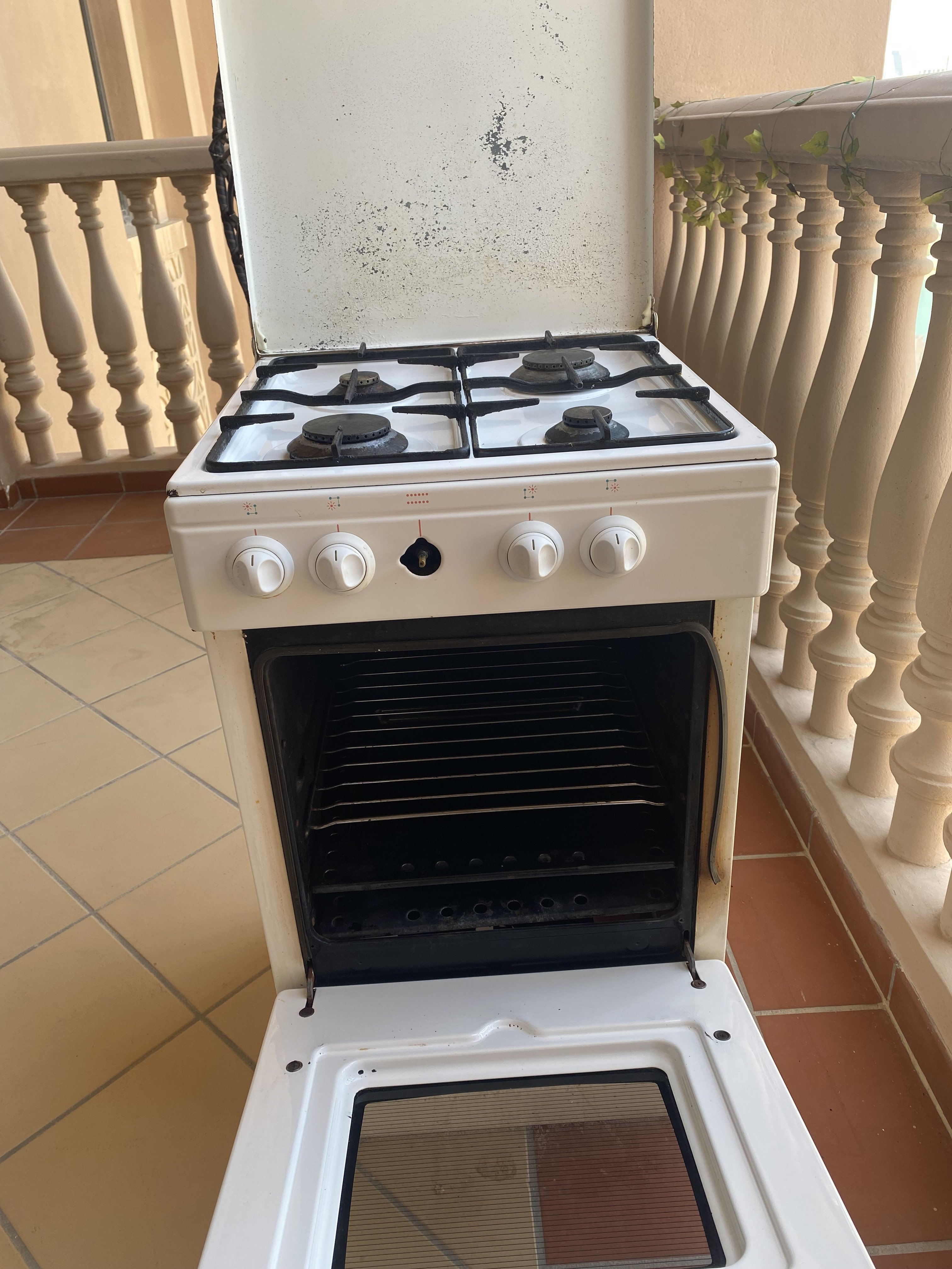 Gas stove - Image 2