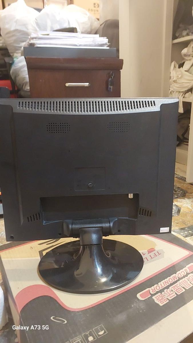 LCD MONITOR - Image 4