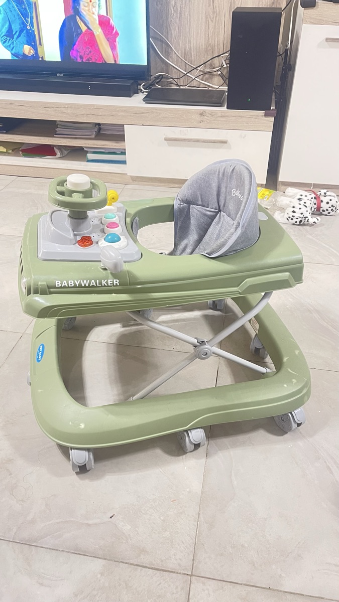 Two baby walkers available in good condition one walker is 2 in 1 - Image 8