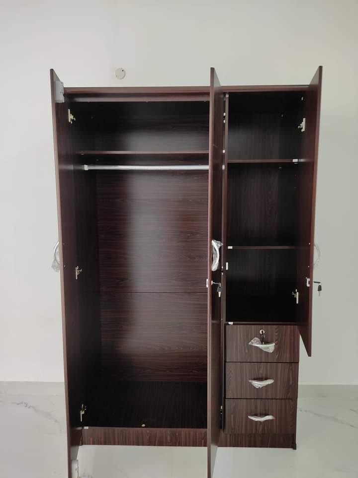 https://wa.me/+97471129495 new bed cabinet for sale - Image 1