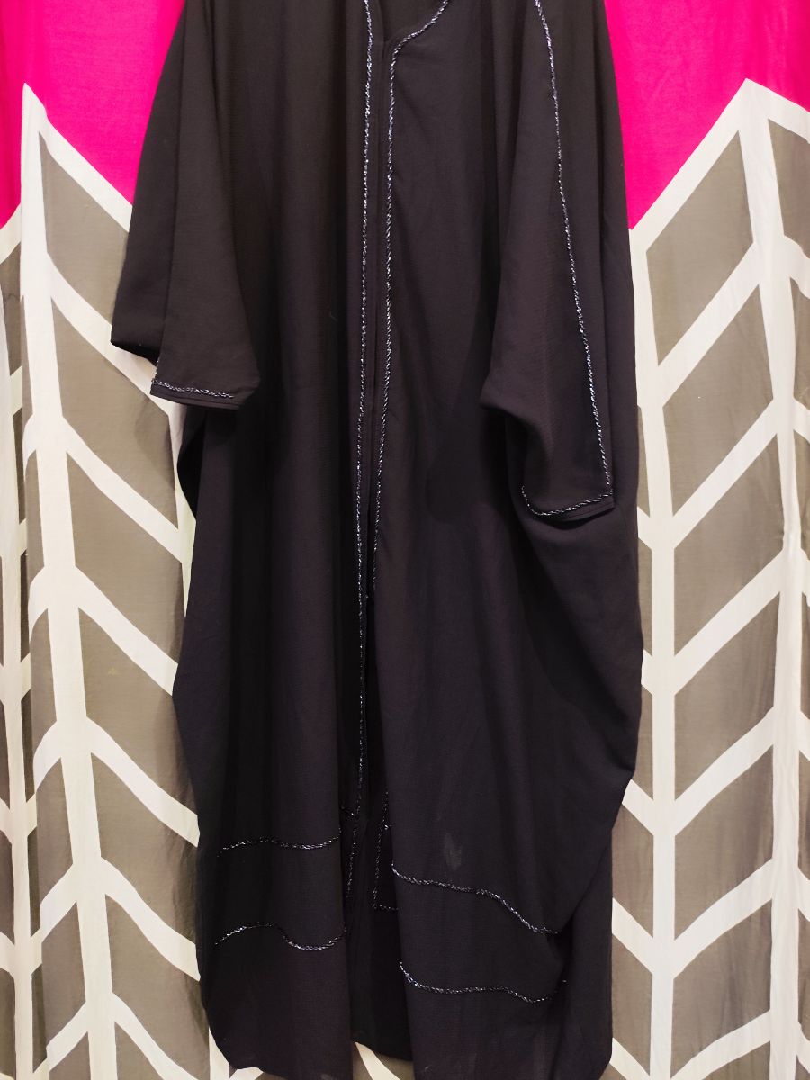 Used Abaya each 10 riyal only - Image 11