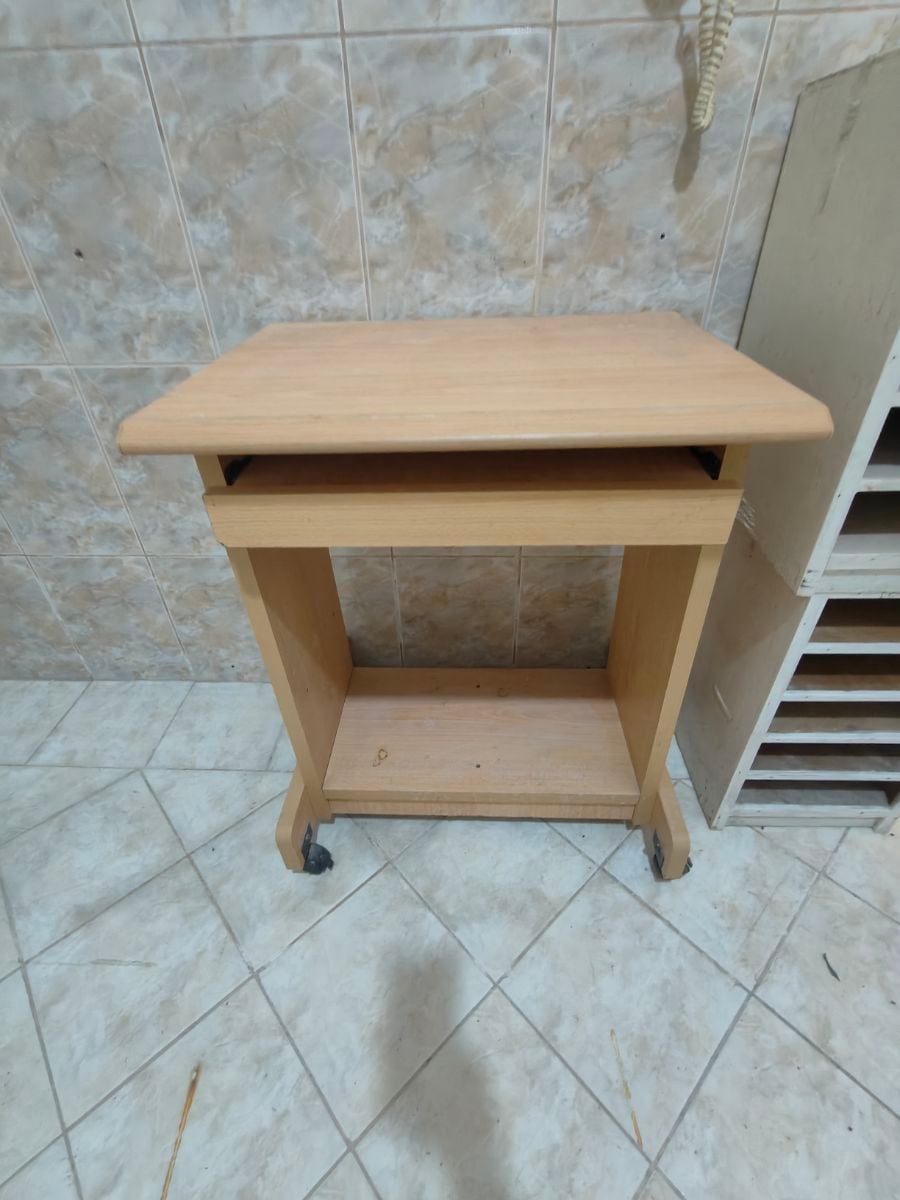 Office tables computer chairs, desktop and pcu, blind fold  for sale - Image 11