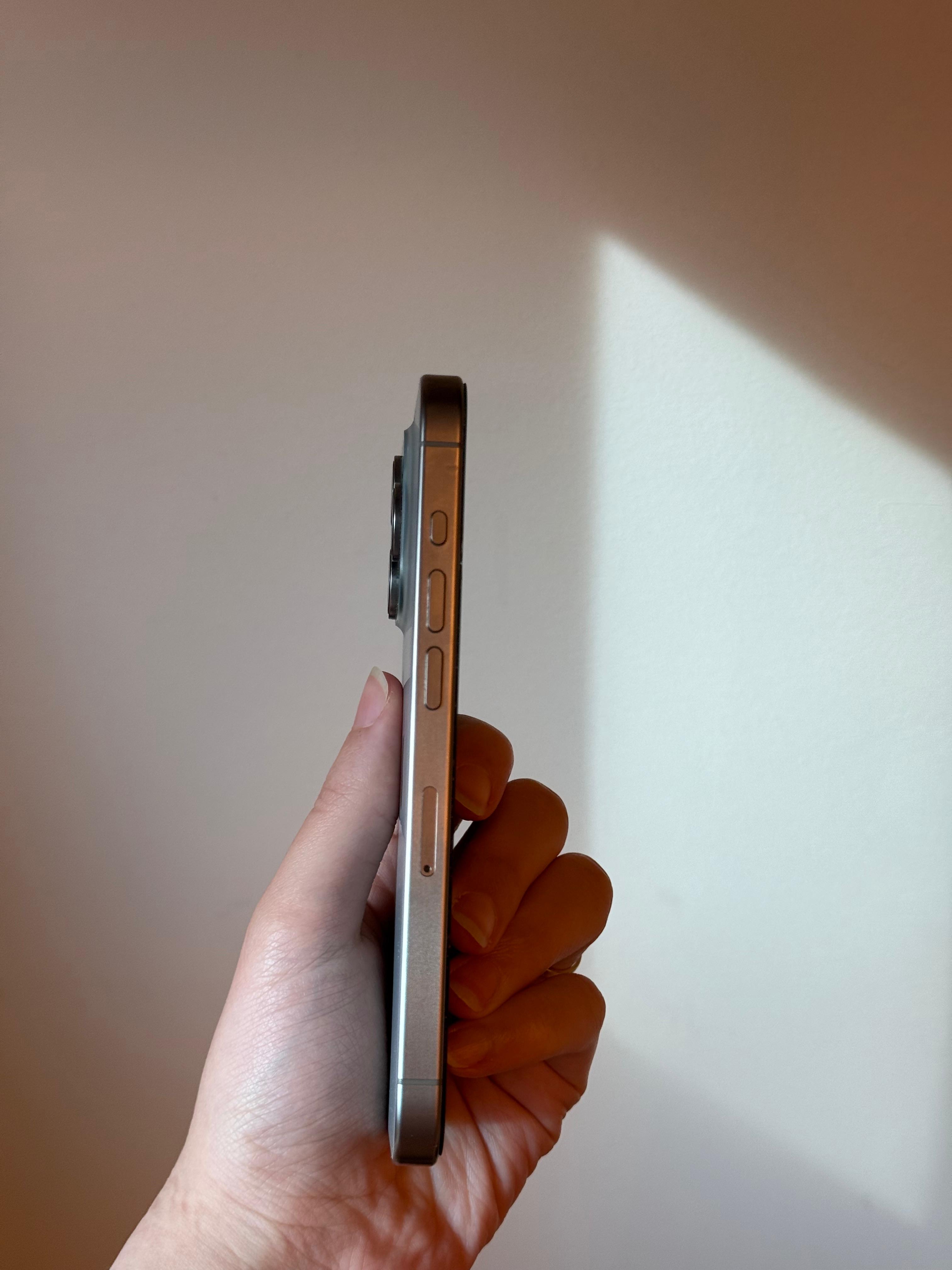 Iphone 15 pro 256 - Image 8