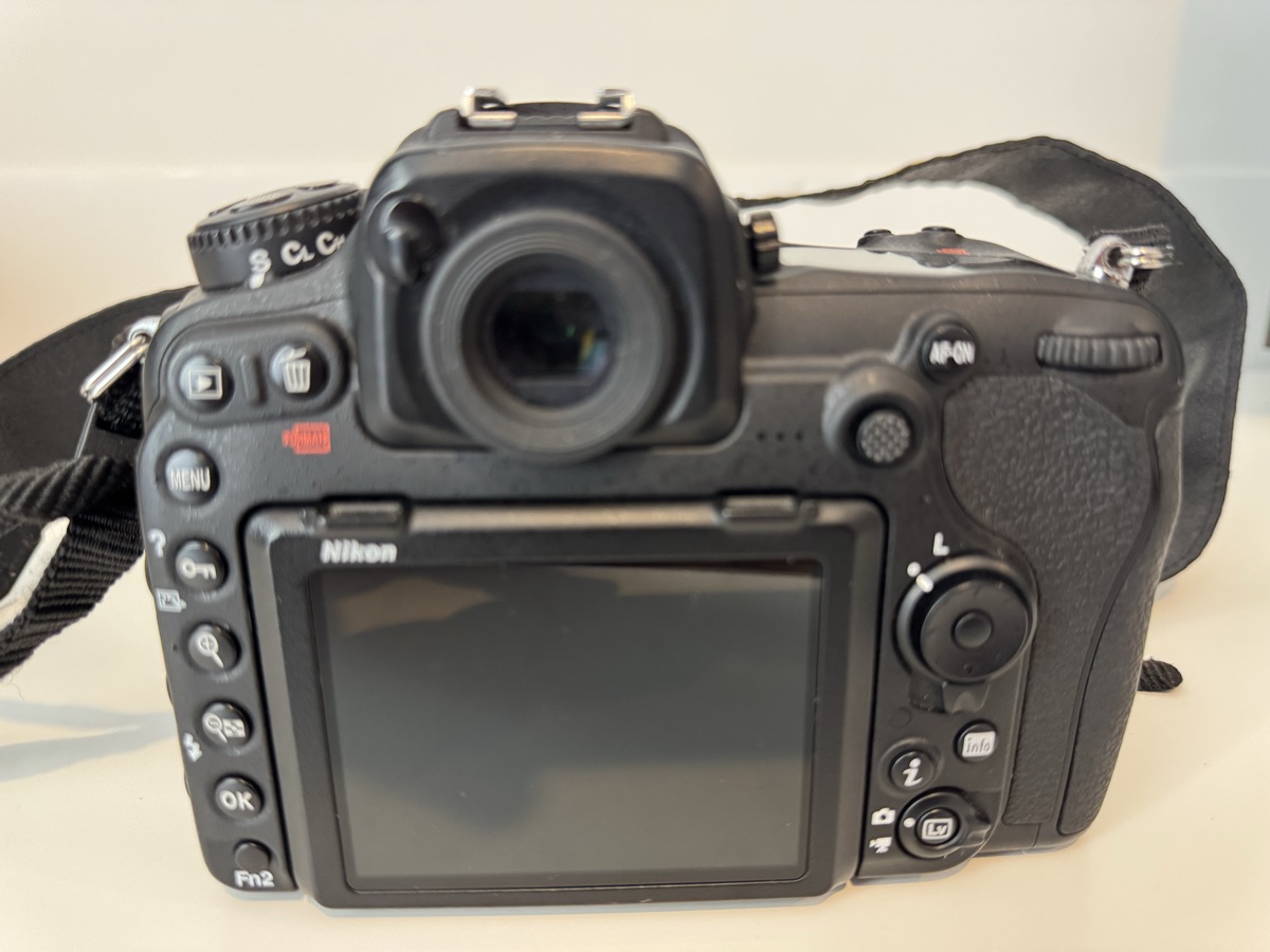 Nikon D500 with 16-80 mm f/2.8-4 E ED VR – QAR 4,500 - Image 6