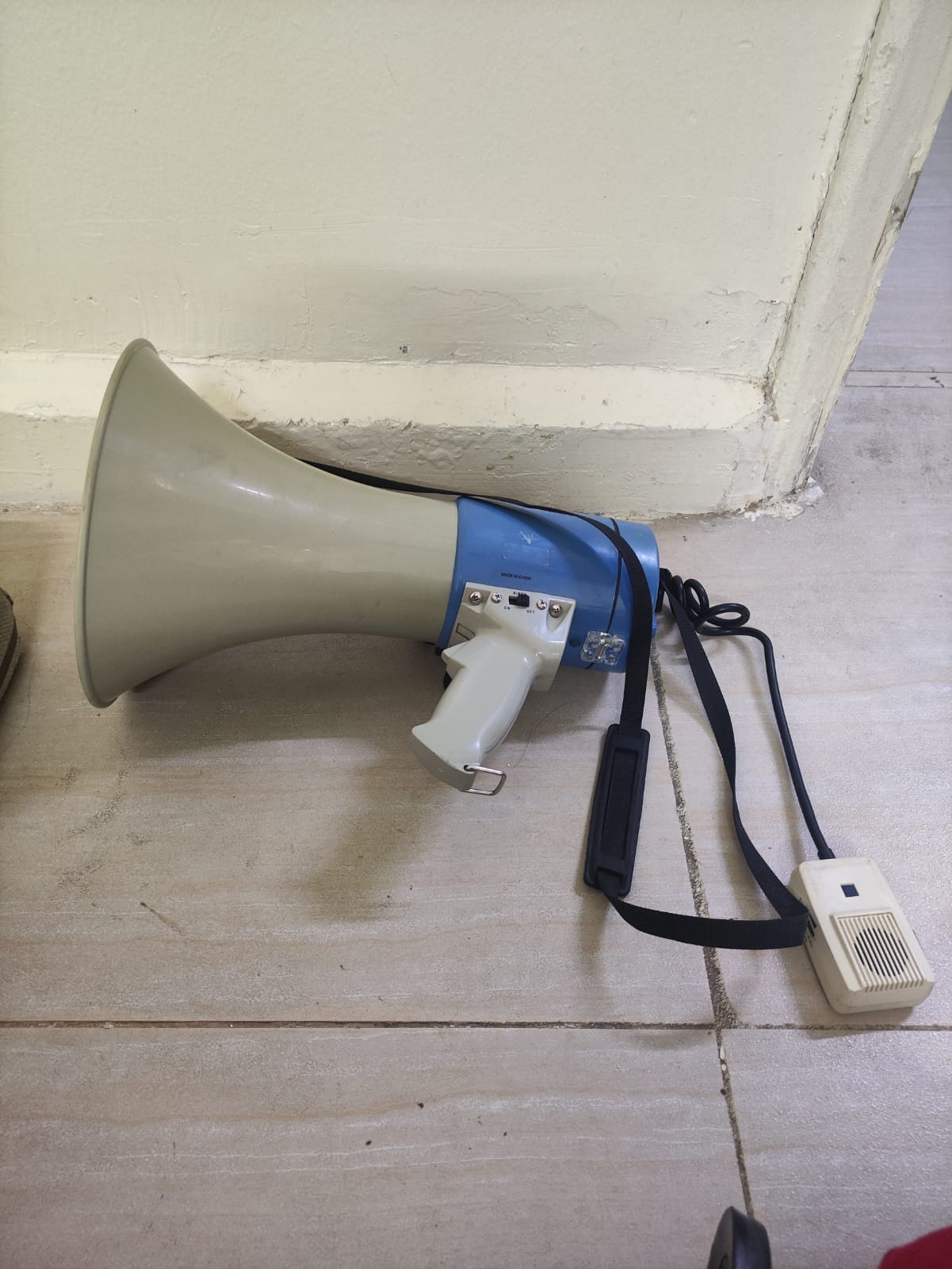 House items - Image 19