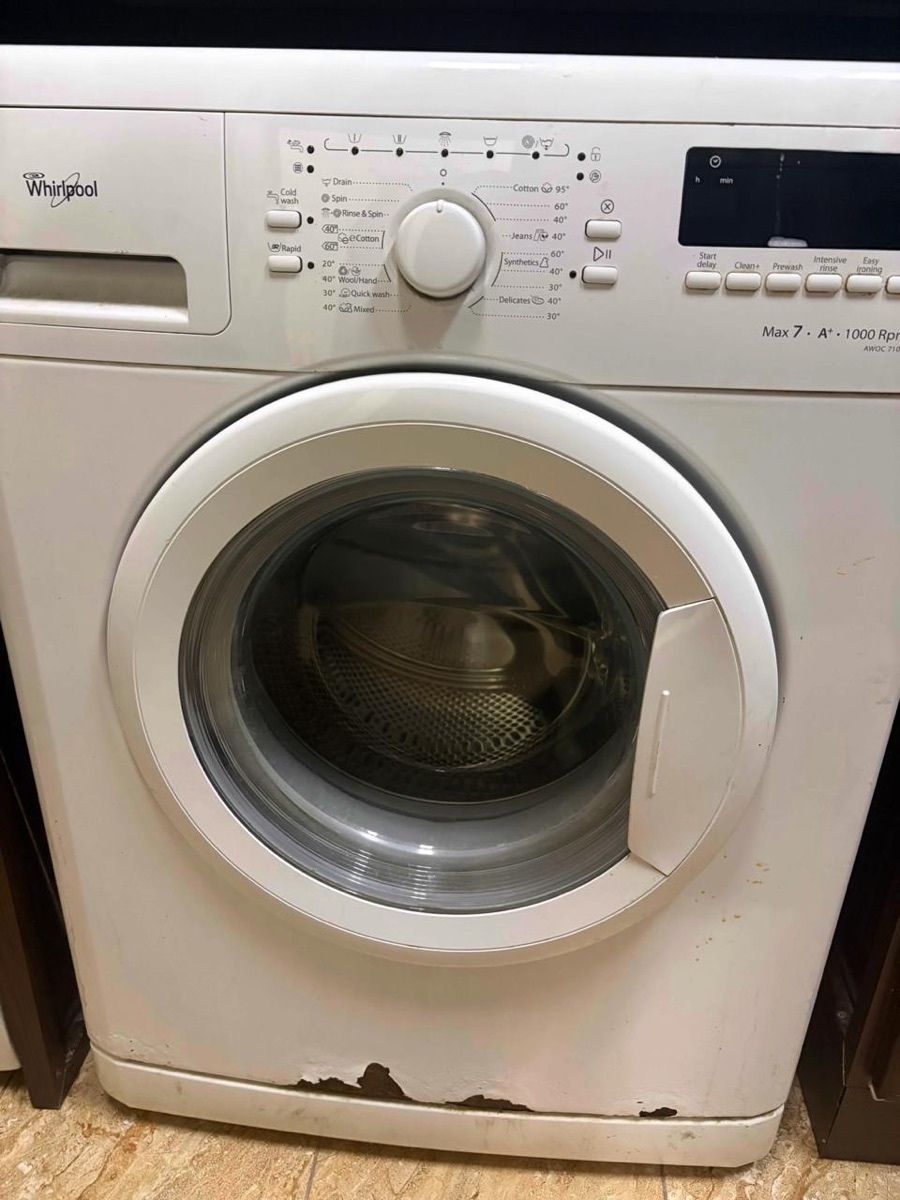 Washing machine for sale - Image 1