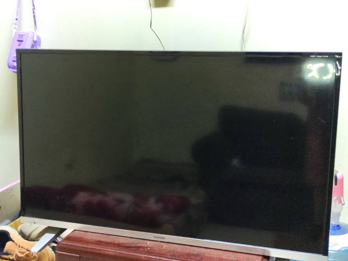 Toshiba 40inch tv - Image 2