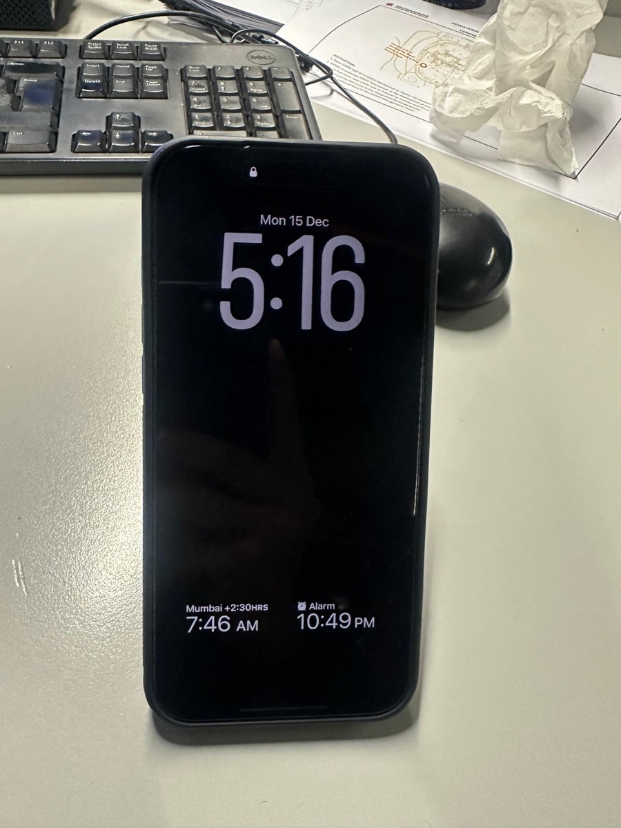 iPhone 17 pro max - Image 5