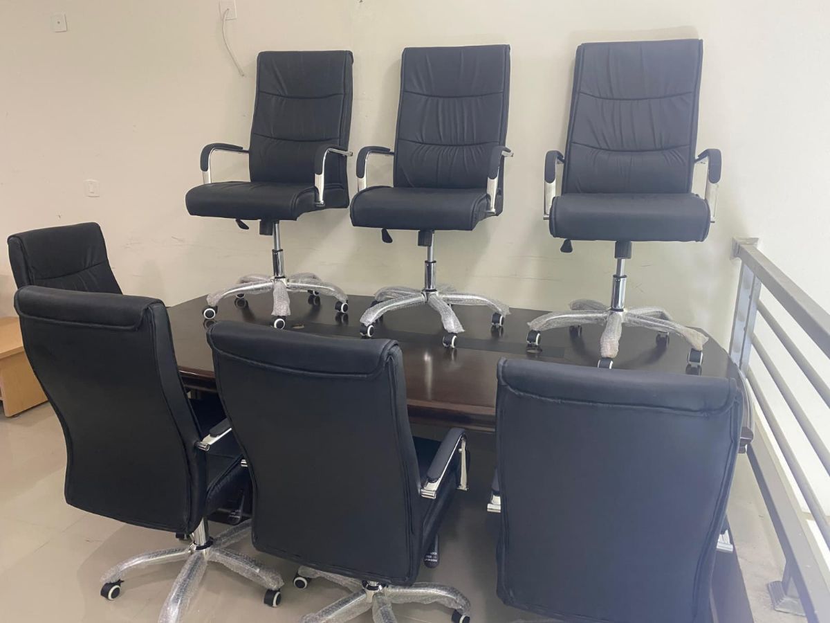 Used office furniture buy and selling - Image 11