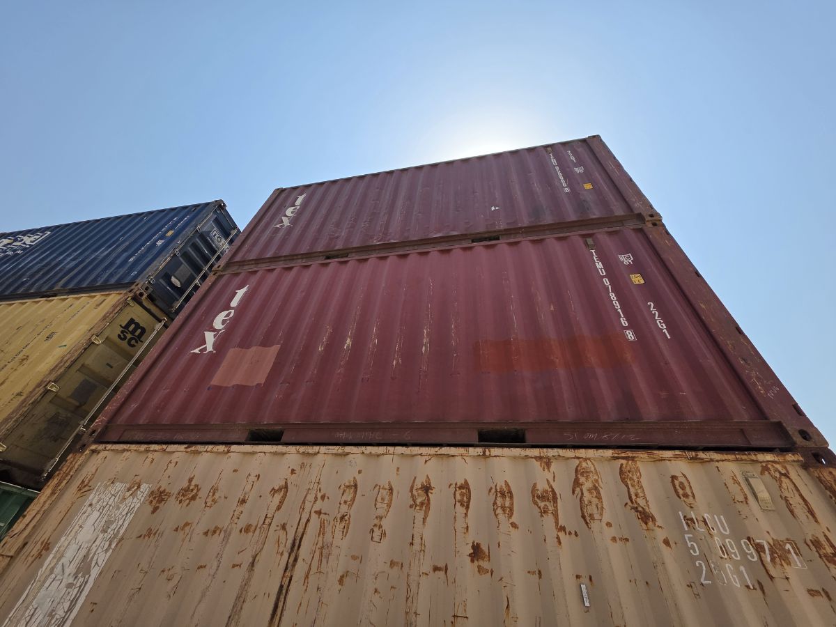 Containers & Cabins available 20 feet and. 40 feet - Image 7