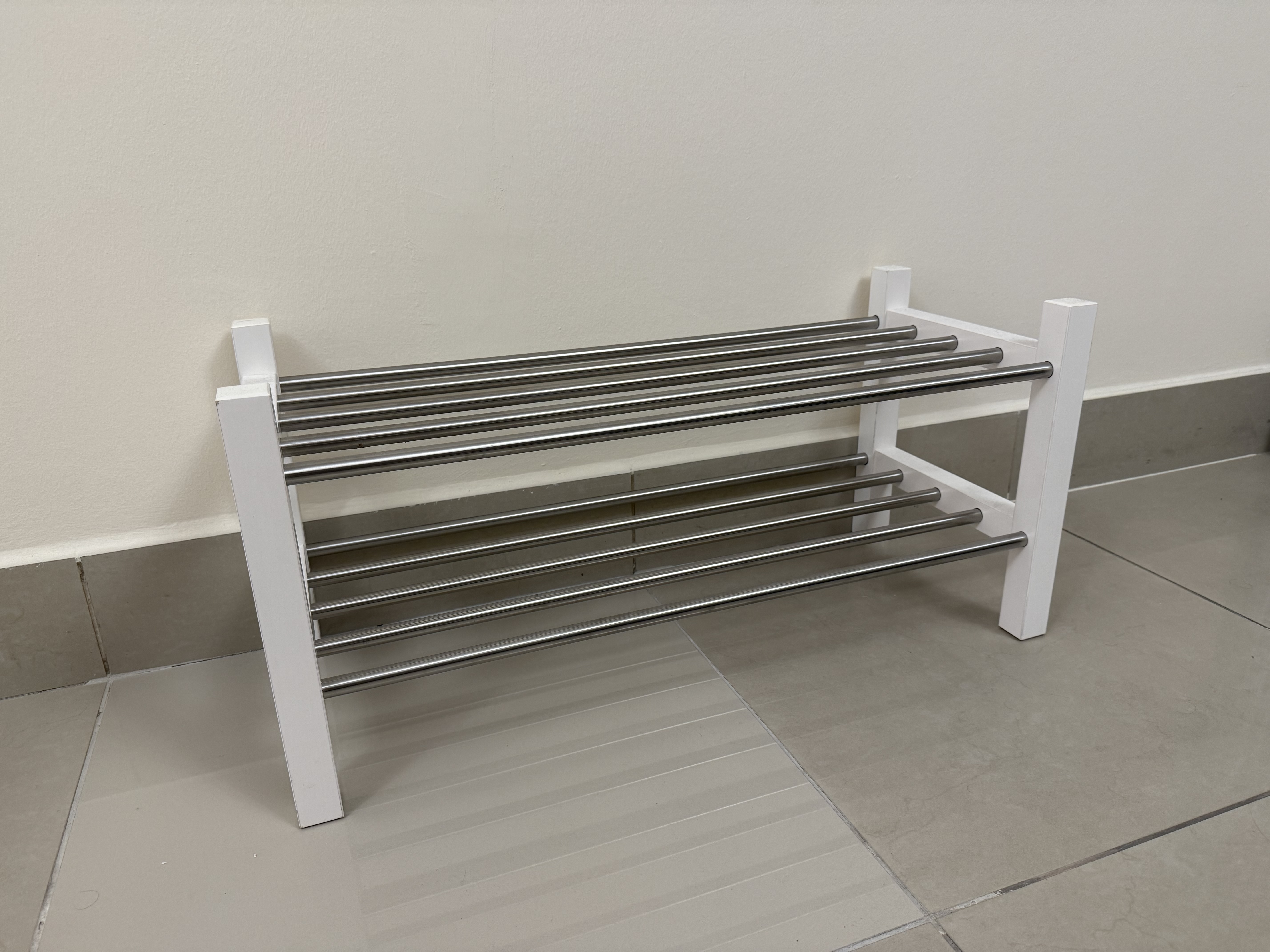 Shoe Rack – White Metal (2 Levels) - Image 1