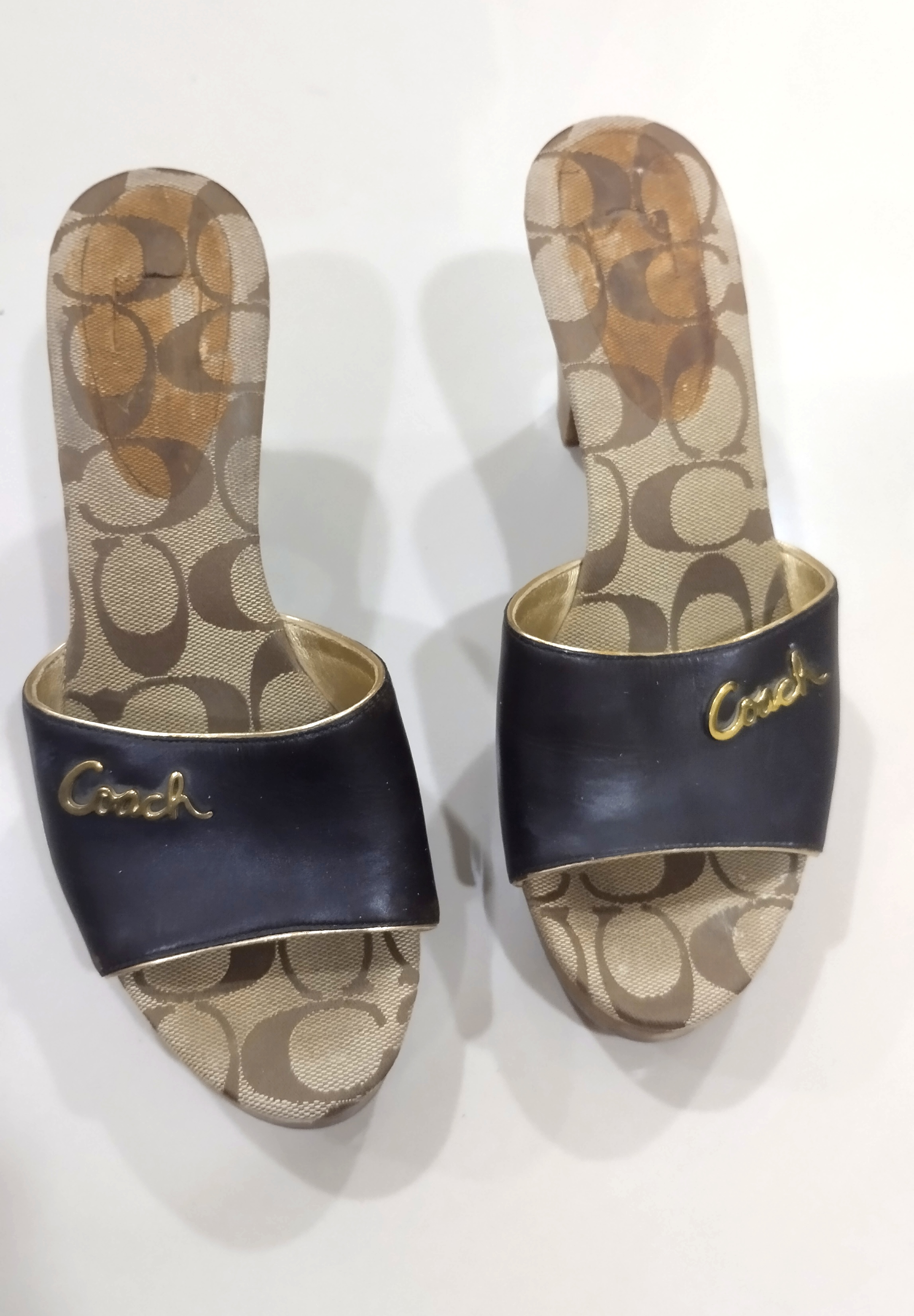 Coach heels for sale - Image 3