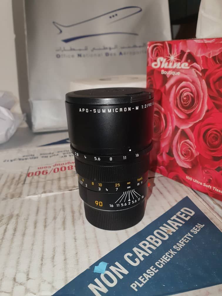 Leica summicron 90mm f2 - Image 1