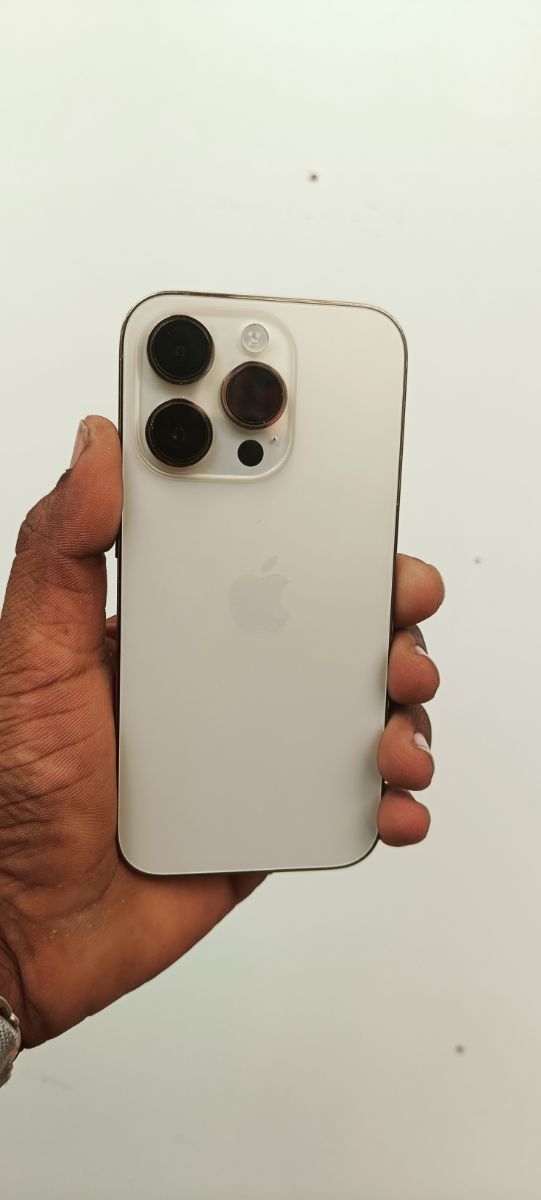 Iphone 14 pro 1TB - Image 1