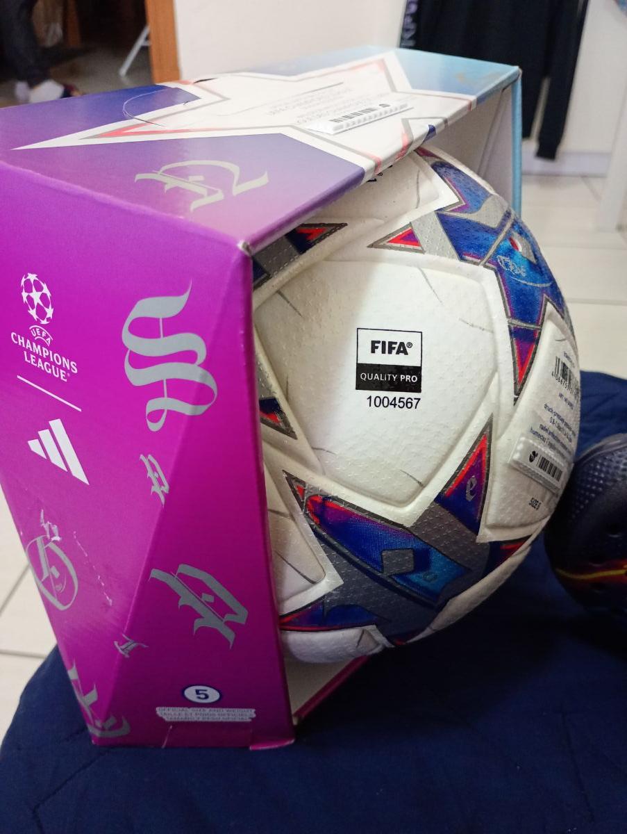 Official football match FIFA size 5 . - Image 3