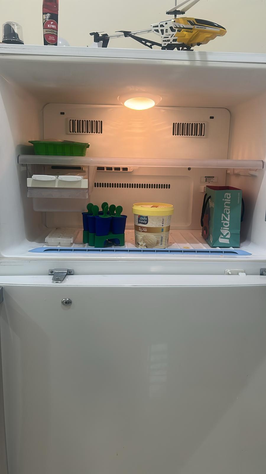 Refrigerator and other items. - Image 4