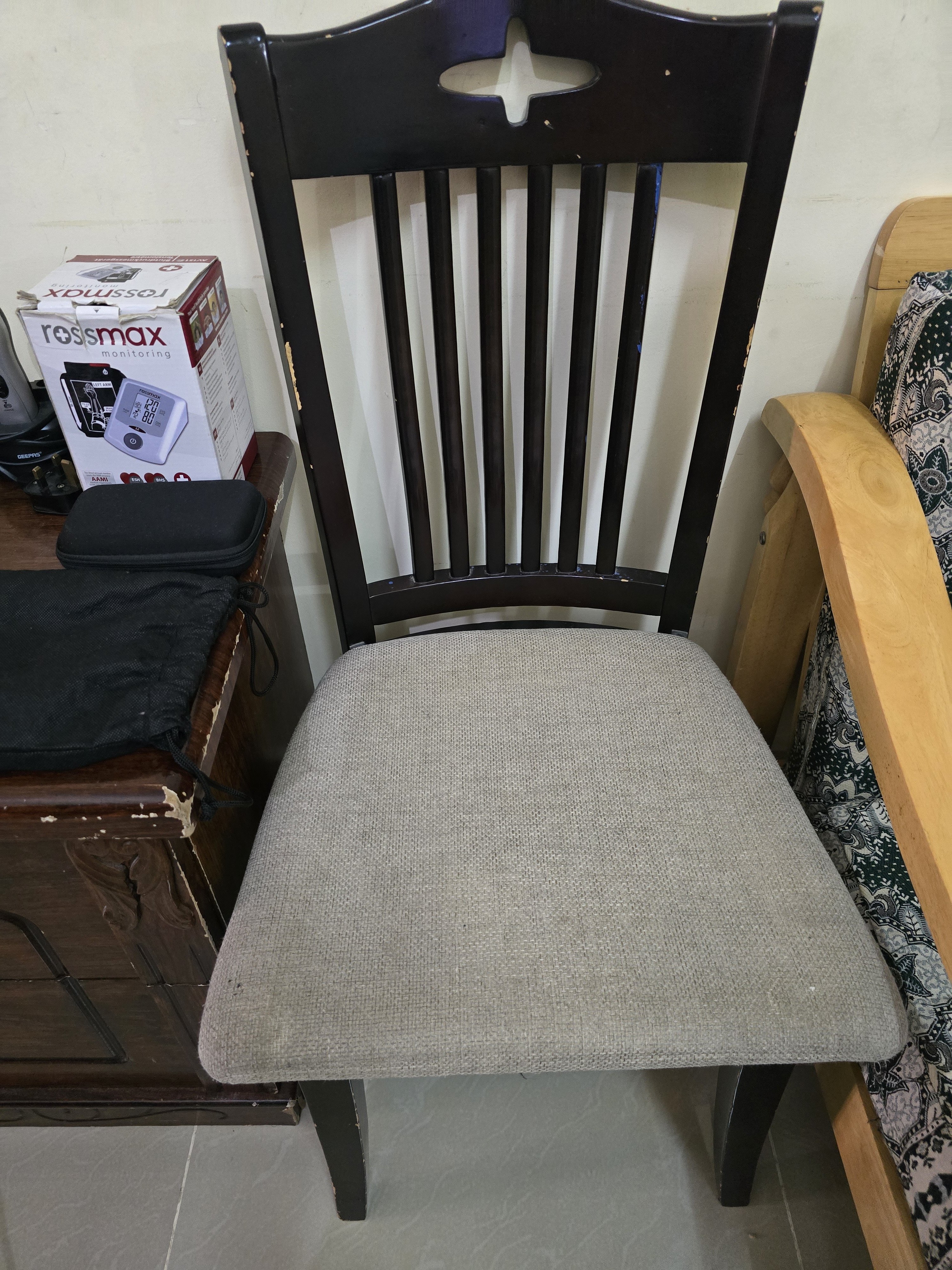 TV stand, dining table with chairs - Image 4