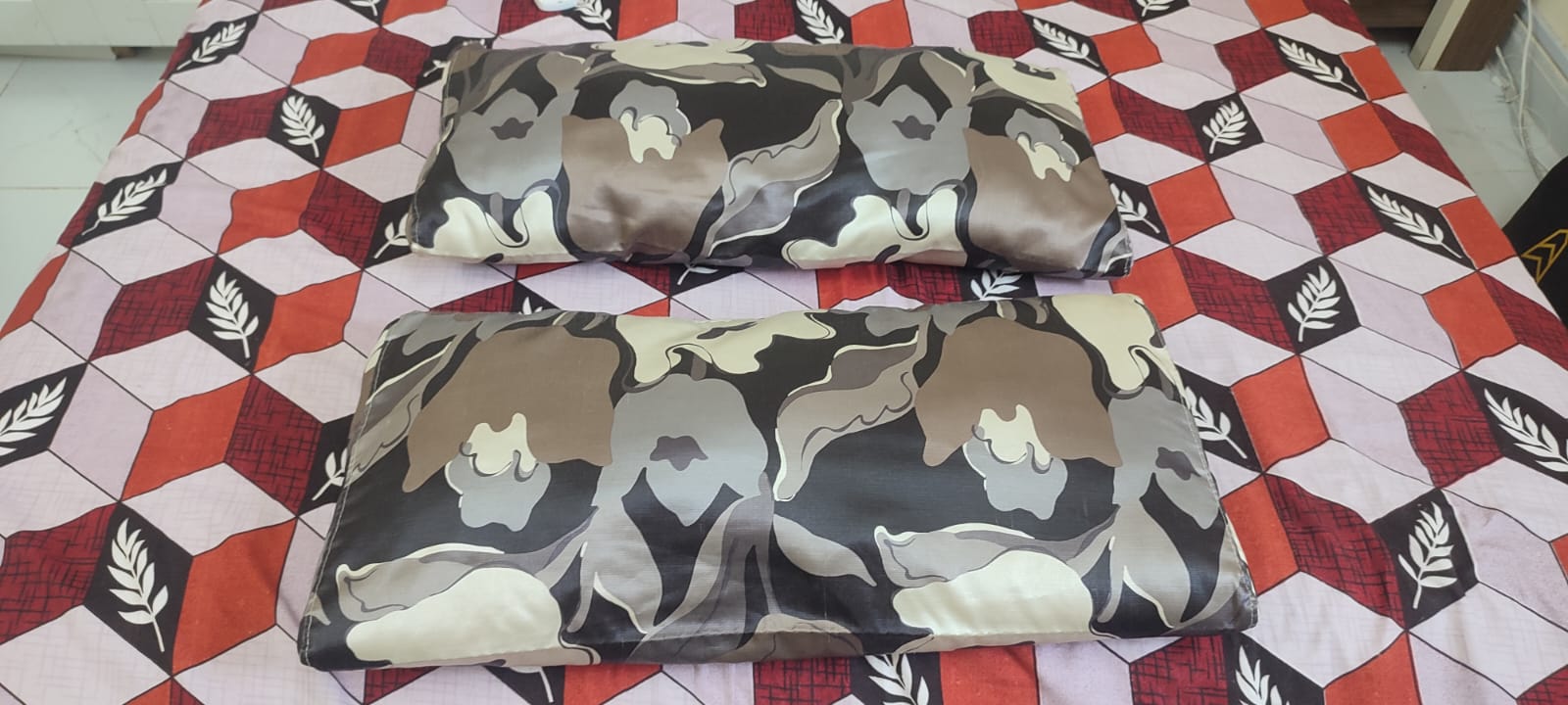 Army design Pillow - Image 2