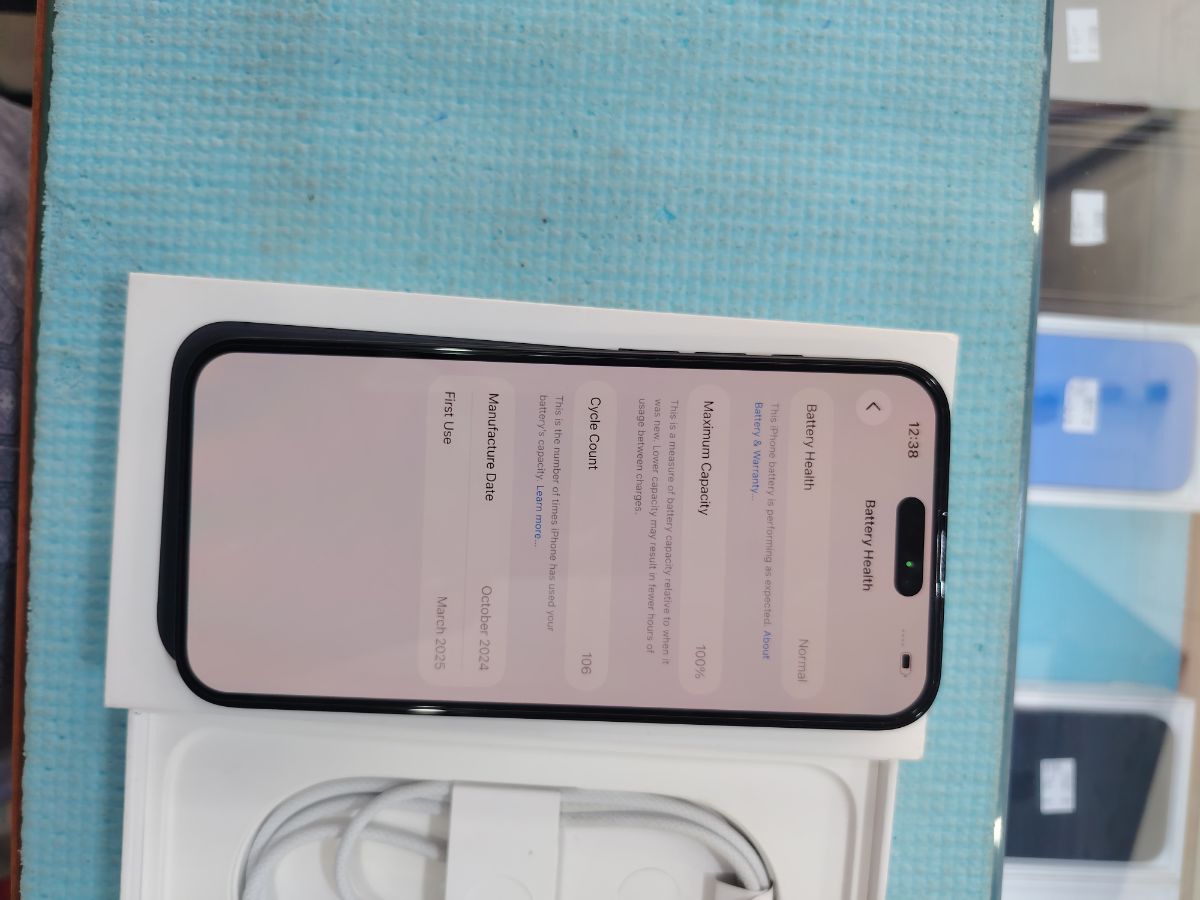 I phone 16 plus 256gb black color - Image 4