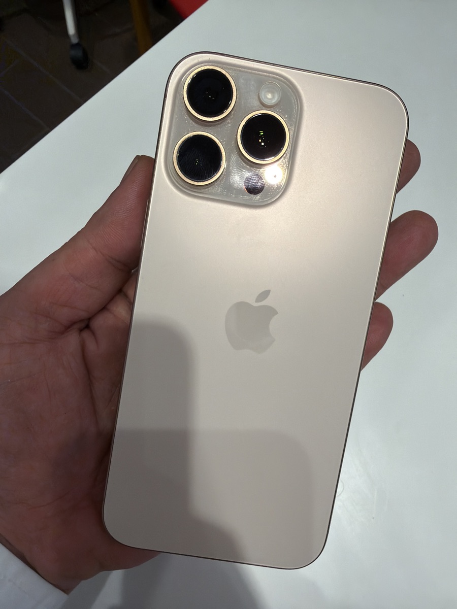 I phone 16 pro max 256GB 100% battery - Image 1