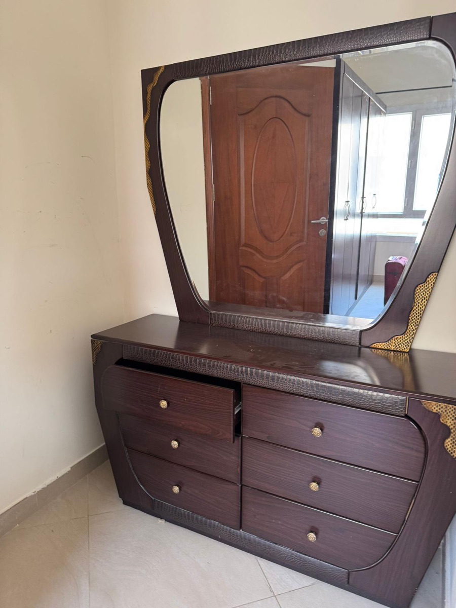 Urgent Sale Full Bedroom - Image 3